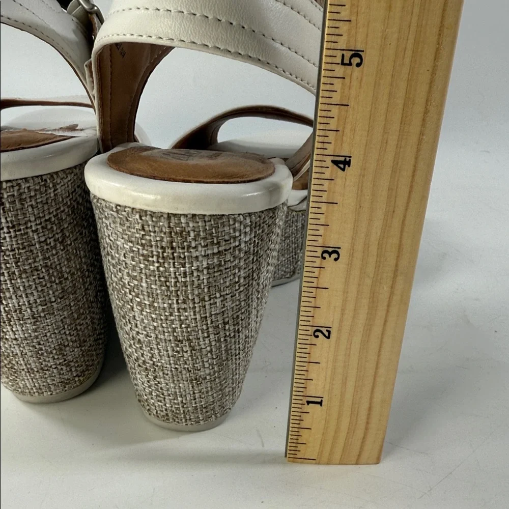 White Clarks Platform Sandals with Buckle size 7 - Picture 6 of 9